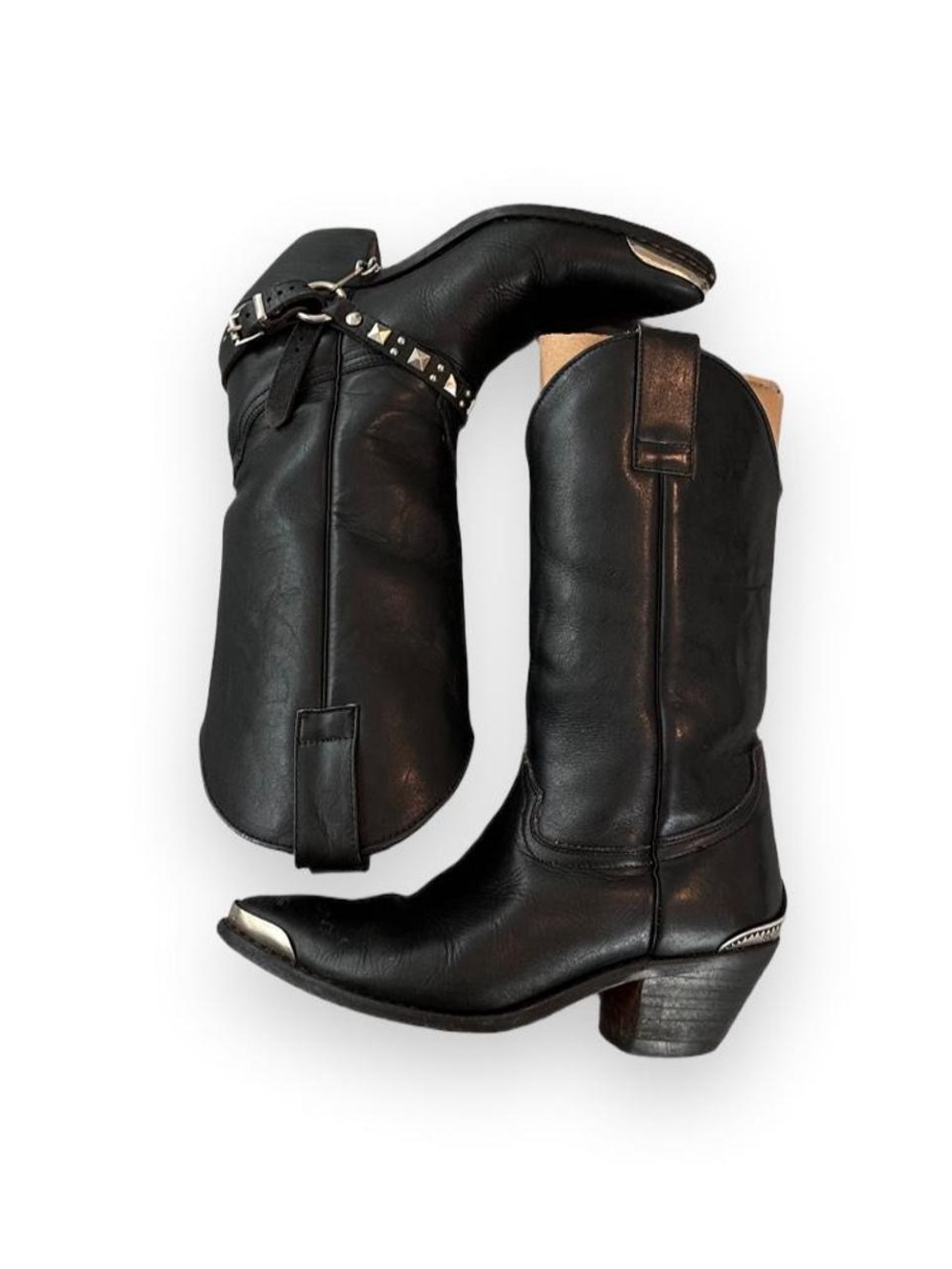 Women 6 Black leather cowboy boots